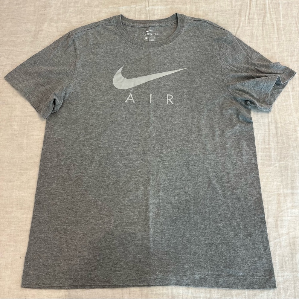 Men’s Nike T Shirt